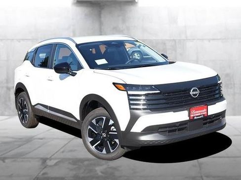 New 2026 Nissan Kicks SV AWD/4WD image 2