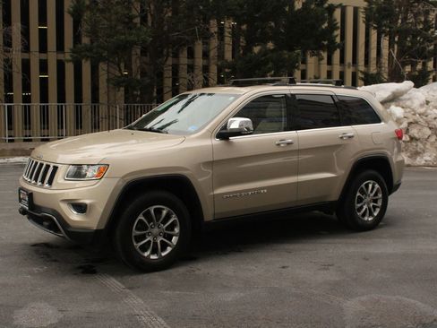 Used 2015 Jeep Grand Cherokee Limited image 12