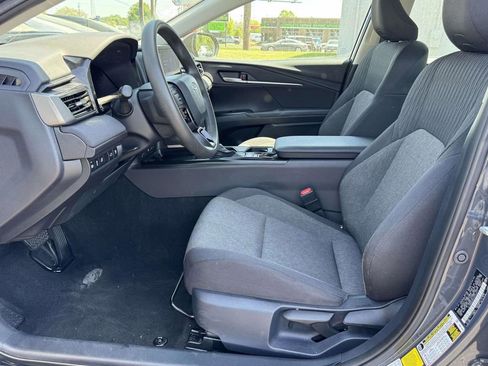 Used 2025 Toyota Camry LE FWD image 20