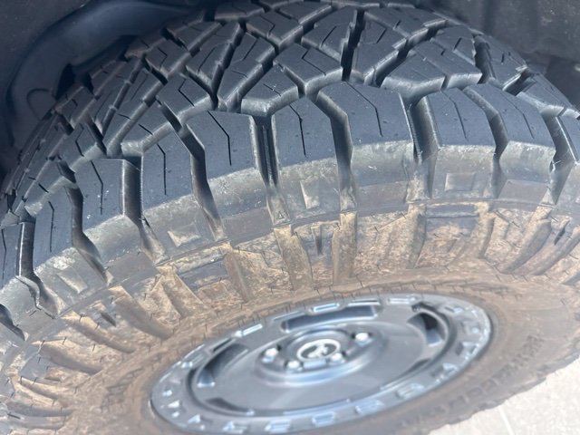 Used 2025 Ford Bronco Badlands AWD/4WD image 5