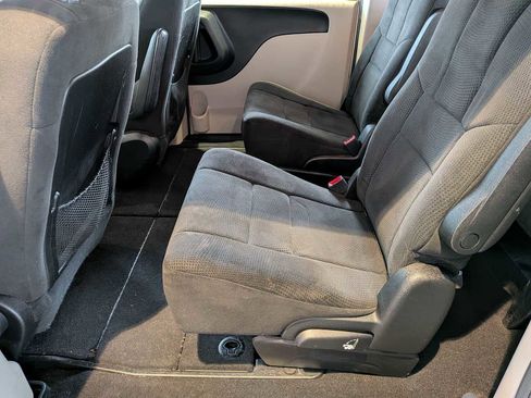 Used 2013 Dodge Grand Caravan American Value Package image 17