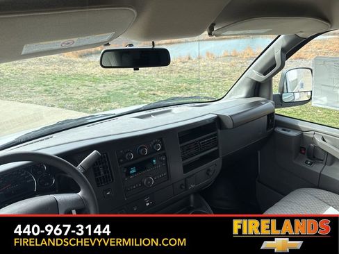 New 2026 Chevrolet Express 3500 image 28