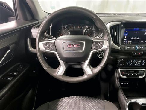 Used 2023 GMC Terrain SLE w/ Driver Convenience Package image 17