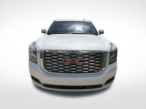 Used 2019 GMC Yukon Denali w/ Denali Ultimate Package RWD image 2