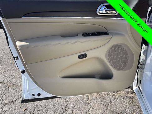 Used 2014 Jeep Grand Cherokee Overland image 10