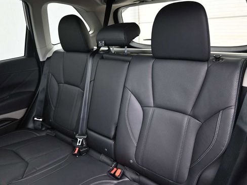 Used 2024 Subaru Forester Limited AWD/4WD image 13