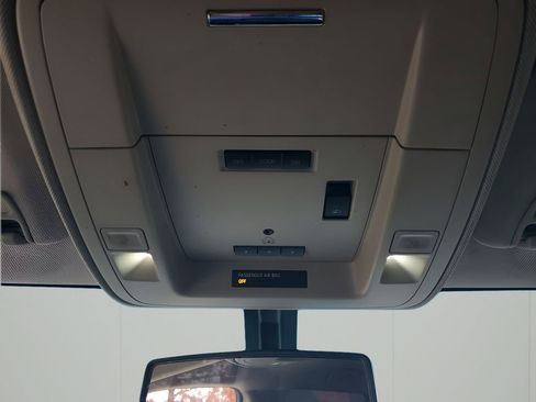 Used 2018 Chevrolet Silverado 1500 LT w/ All Star Edition image 41