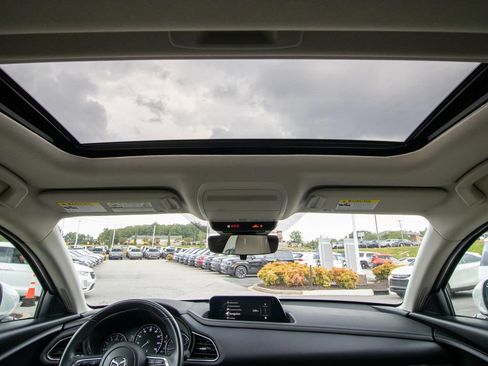 Used 2025 MAZDA CX-30 AWD 2.5 S w/ Preferred Package image 21