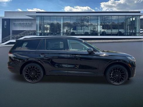 New 2026 Lincoln Aviator Reserve AWD/4WD image 9