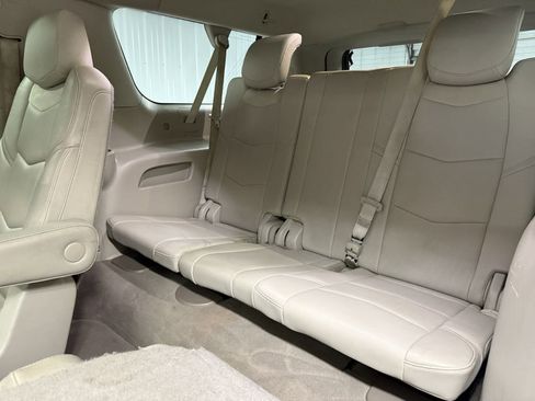 Used 2017 Cadillac Escalade ESV Premium Luxury w/ LPO, Radiant Package image 30