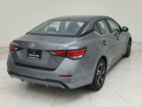 Used 2024 Nissan Sentra SV FWD image 5