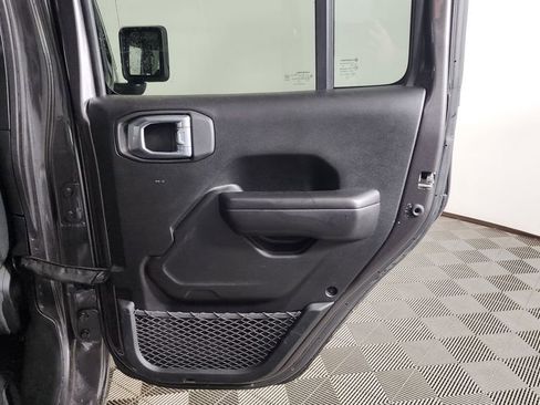 Used 2021 Jeep Wrangler Unlimited Sport image 27