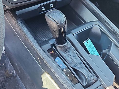 Certified 2024 Honda Accord EX image 25