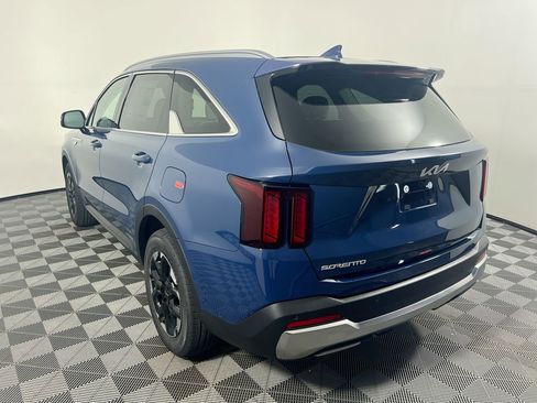 New 2026 Kia Sorento S w/ S Panoramic Sunroof Package image 7