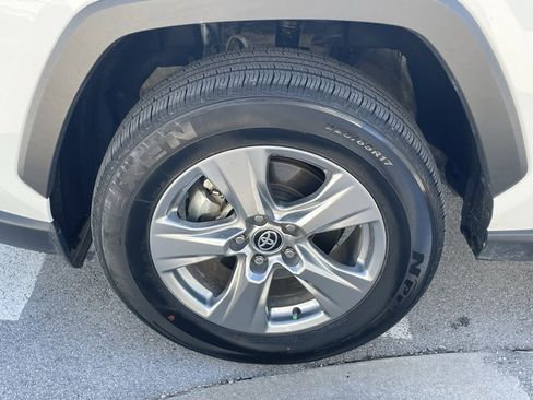 Used 2024 Toyota RAV4 XLE image 33