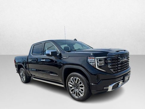 Used 2023 GMC Sierra 1500 Denali Ultimate AWD/4WD image 3