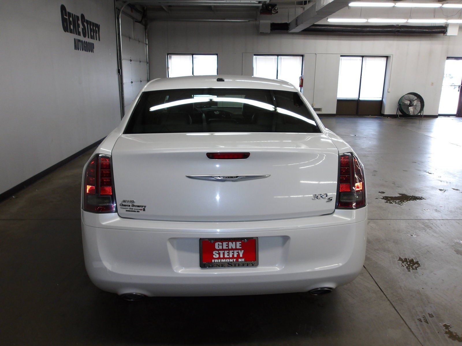 Used 2014 Chrysler 300 S AWD/4WD image 5