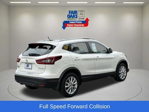 Used 2022 Nissan Rogue Sport SV AWD/4WD image 7