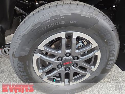 New 2026 Toyota Tacoma TRD Sport w/ TRD Sport Upgrade Package AWD/4WD image 29