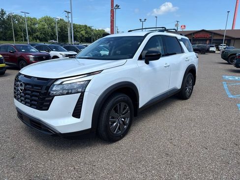 New 2026 Nissan Pathfinder SV AWD/4WD image 3
