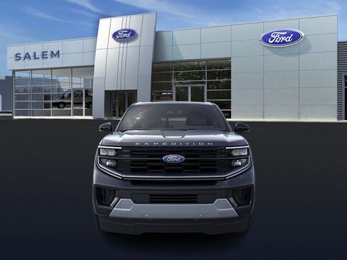 New 2026 Ford Expedition Platinum w/ Platinum Ultimate Package image 8