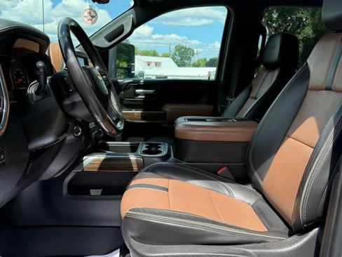 Used 2020 Chevrolet Silverado 2500 High Country w/ Z71 Off-Road Package AWD/4WD image 12