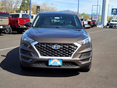 Used 2020 Hyundai Tucson SE image 2