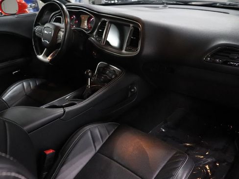 Used 2016 Dodge Challenger SRT Hellcat image 22