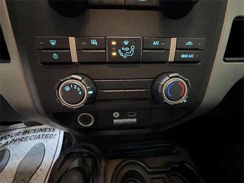 Used 2011 Ford F150 XLT w/ XLT Chrome Pkg image 17