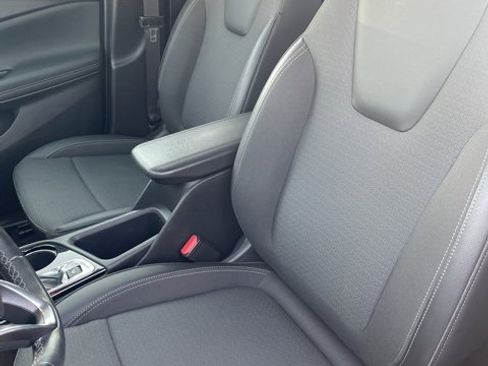 Used 2023 Buick Encore GX Preferred w/ Cold Weather Comfort Package image 12