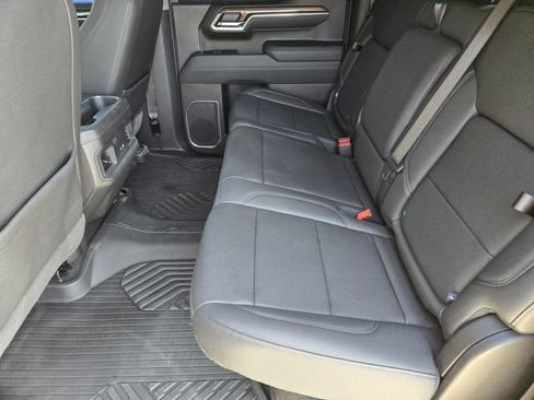 Used 2025 Chevrolet Silverado 1500 LT Trail Boss w/ Convenience Package II AWD/4WD image 29