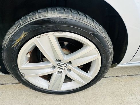 Used 2015 Volkswagen CC Sport FWD image 26