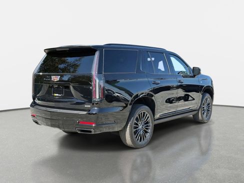 Used 2026 Cadillac Escalade Platinum Sport AWD/4WD image 3