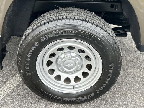 Used 2023 Chevrolet Colorado W/T image 13