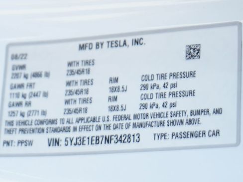 Used 2022 Tesla Model 3 Long Range AWD/4WD image 50