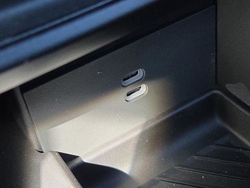 New 2026 Chrysler Pacifica Limited w/ S Appearance Package image 23