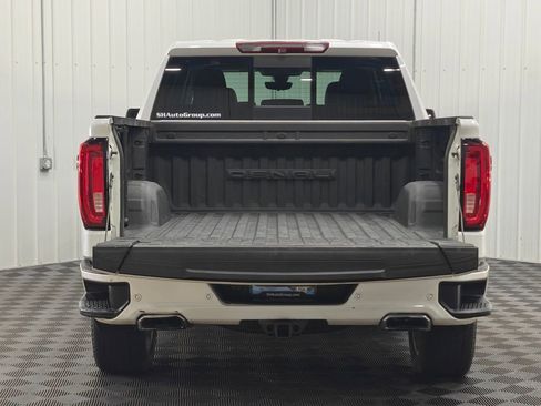Used 2019 GMC Sierra 1500 Denali w/ Denali Ultimate Package AWD/4WD image 27