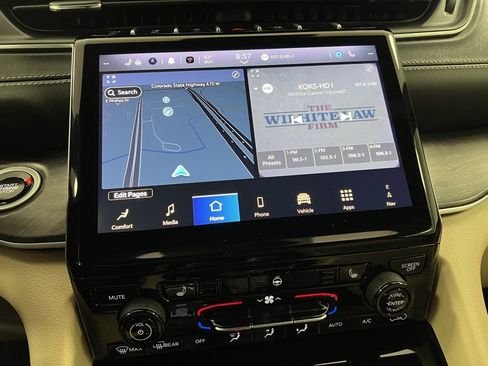 Used 2024 Jeep Grand Cherokee Limited image 40