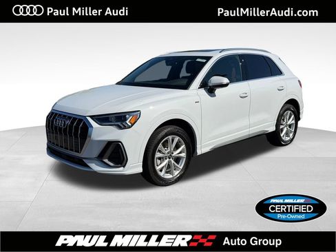 Used 2023 Audi Q3 2.0T Premium Plus w/ Premium Plus Package AWD/4WD image 1