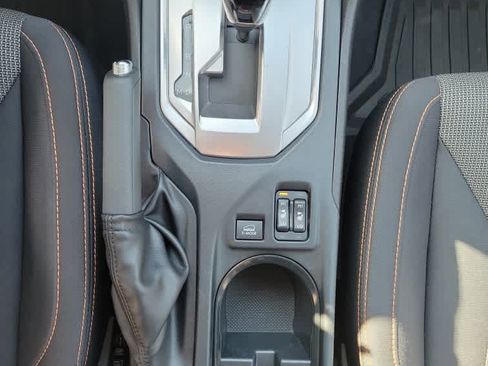 Used 2021 Subaru Crosstrek 2.0i Premium AWD/4WD image 16