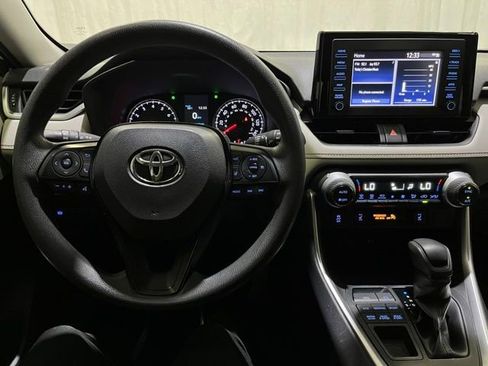 Certified 2019 Toyota RAV4 XLE w/ Convenience Package image 21