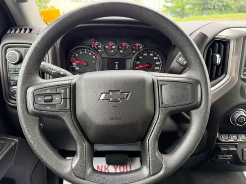 Used 2025 Chevrolet Silverado 1500 Custom Trail Boss AWD/4WD image 35