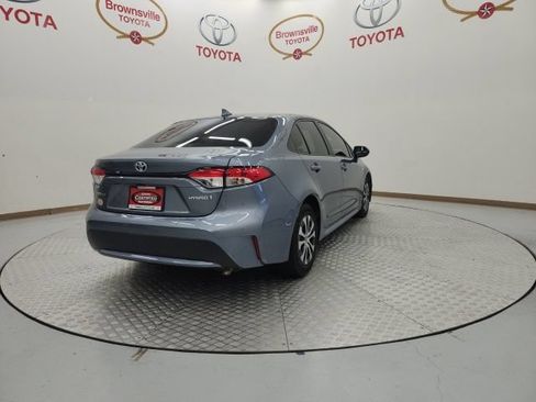 Used 2021 Toyota Corolla LE FWD image 8