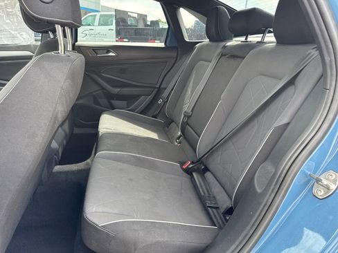 Used 2025 Volkswagen Jetta Sport FWD image 11