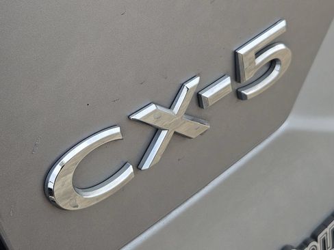 Used 2020 MAZDA CX-5 Touring FWD image 14