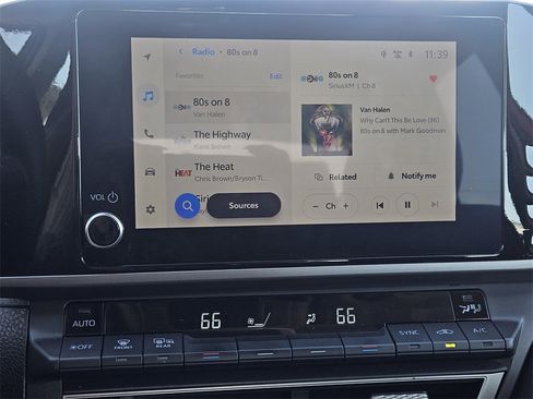 Used 2025 Toyota Camry LE image 14