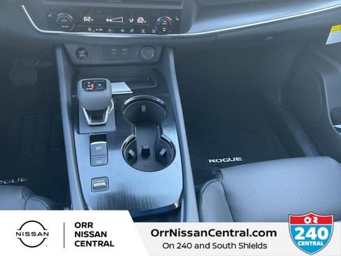 New 2026 Nissan Rogue SV w/ SV Premium Package FWD image 25