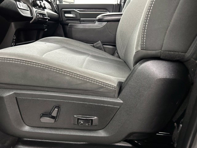 Used 2024 RAM 2500 Big Horn AWD/4WD image 7