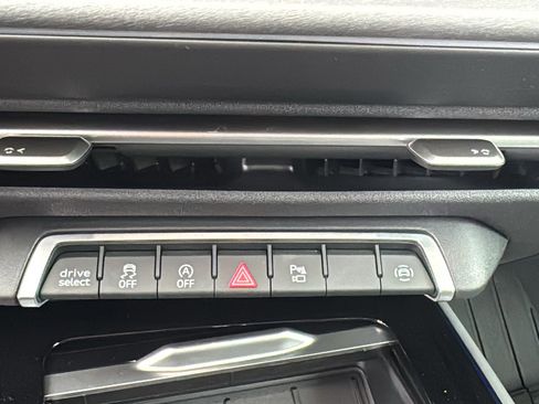 Used 2026 Audi Q3 quattro 2.0T AWD/4WD image 20