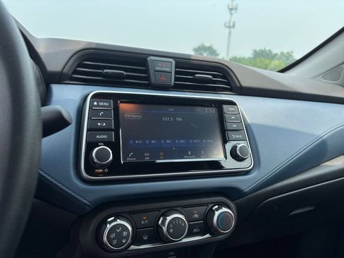 Used 2025 Nissan Versa SV FWD image 16